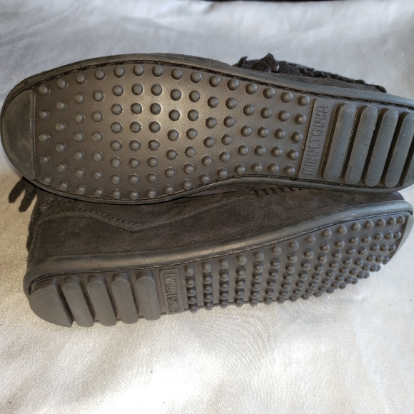 Minnetonka Double Fringe Side Zip Boots Sz 8 - Picture 6 of 10